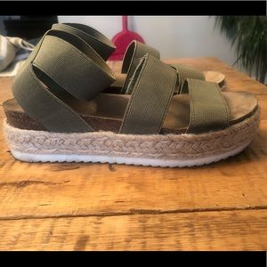 Cushionaire platform espadrilles